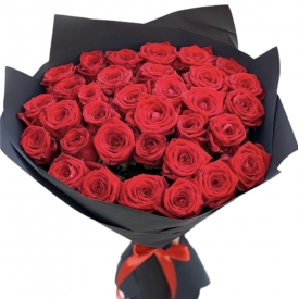 60-70cm raudona-juoda rožių puokštė
